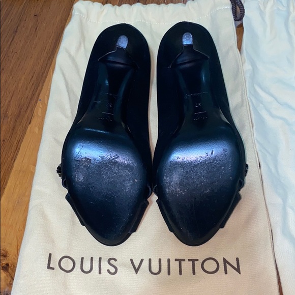 ✨Louis Vuitton Athen Satin Peep-toe Pumps✨ - Picture 13 of 13
